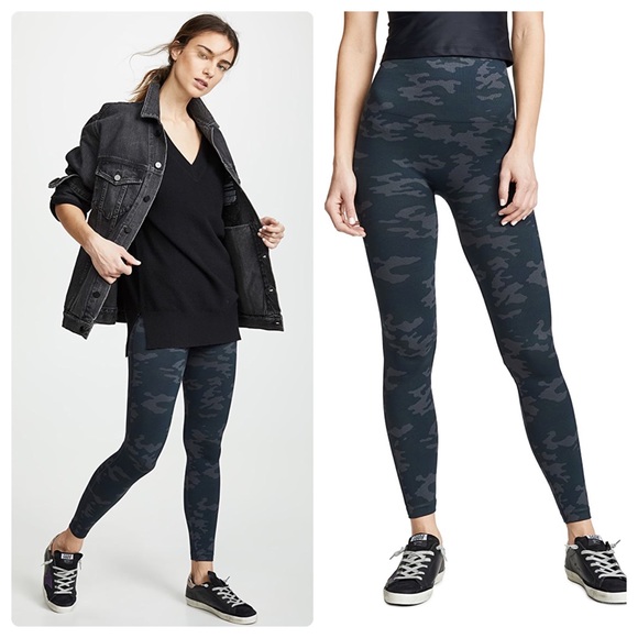 SPANX Pants - SPANX Look At Me Now Seamless Legging Shapewear Camo Size Medium